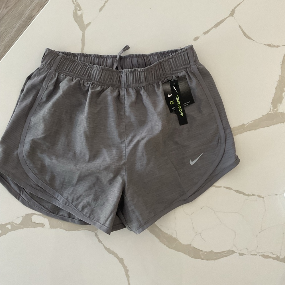 NWT Nike